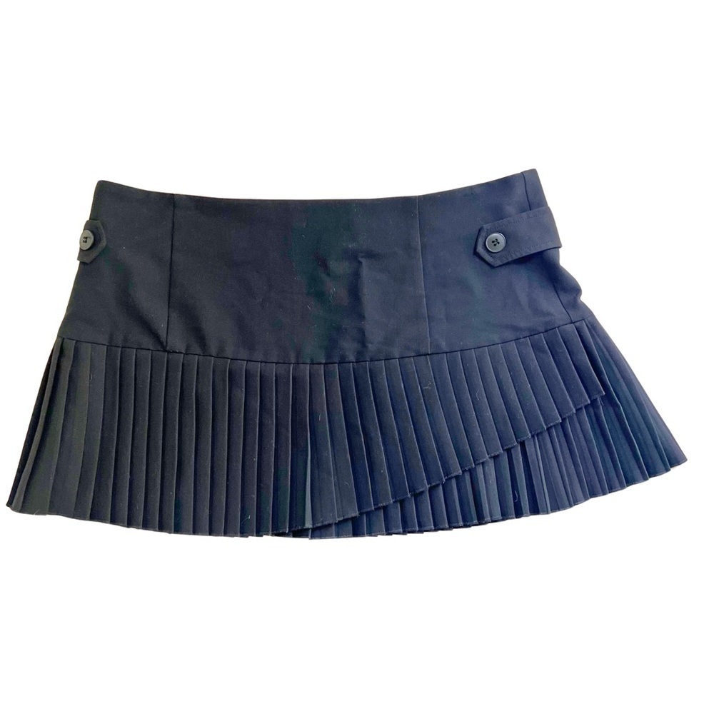 Size 11 - EUC - Charlotte Russe - Y2K Black Pleated Mini Skirt